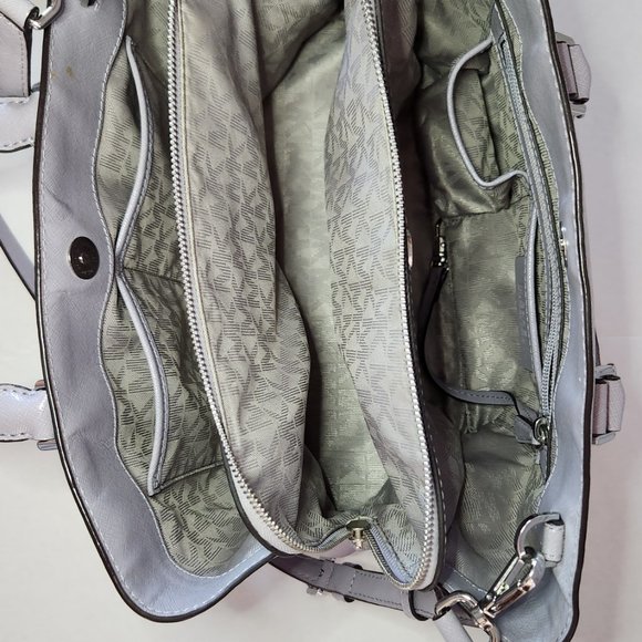 Authentic Michael Kors Bag - Picture 4 of 6